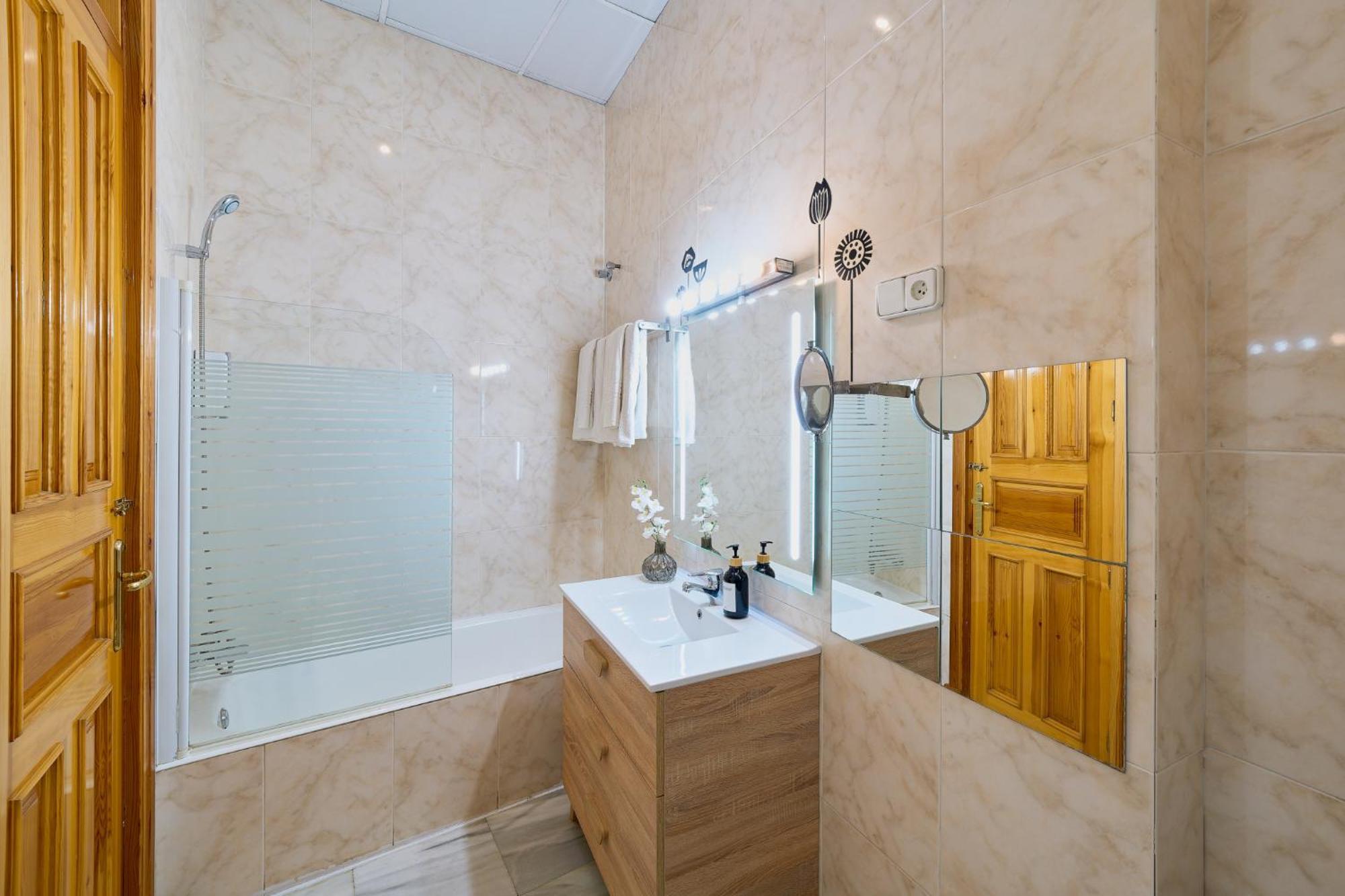 Boutique Suites Echegaray マラガ エクステリア 写真